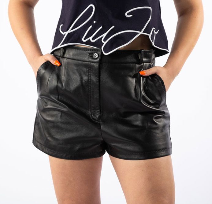 WOMEN SHORTS