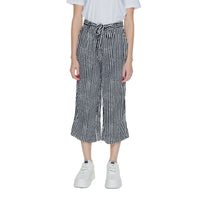 Only Black Viscose Cropped Pant